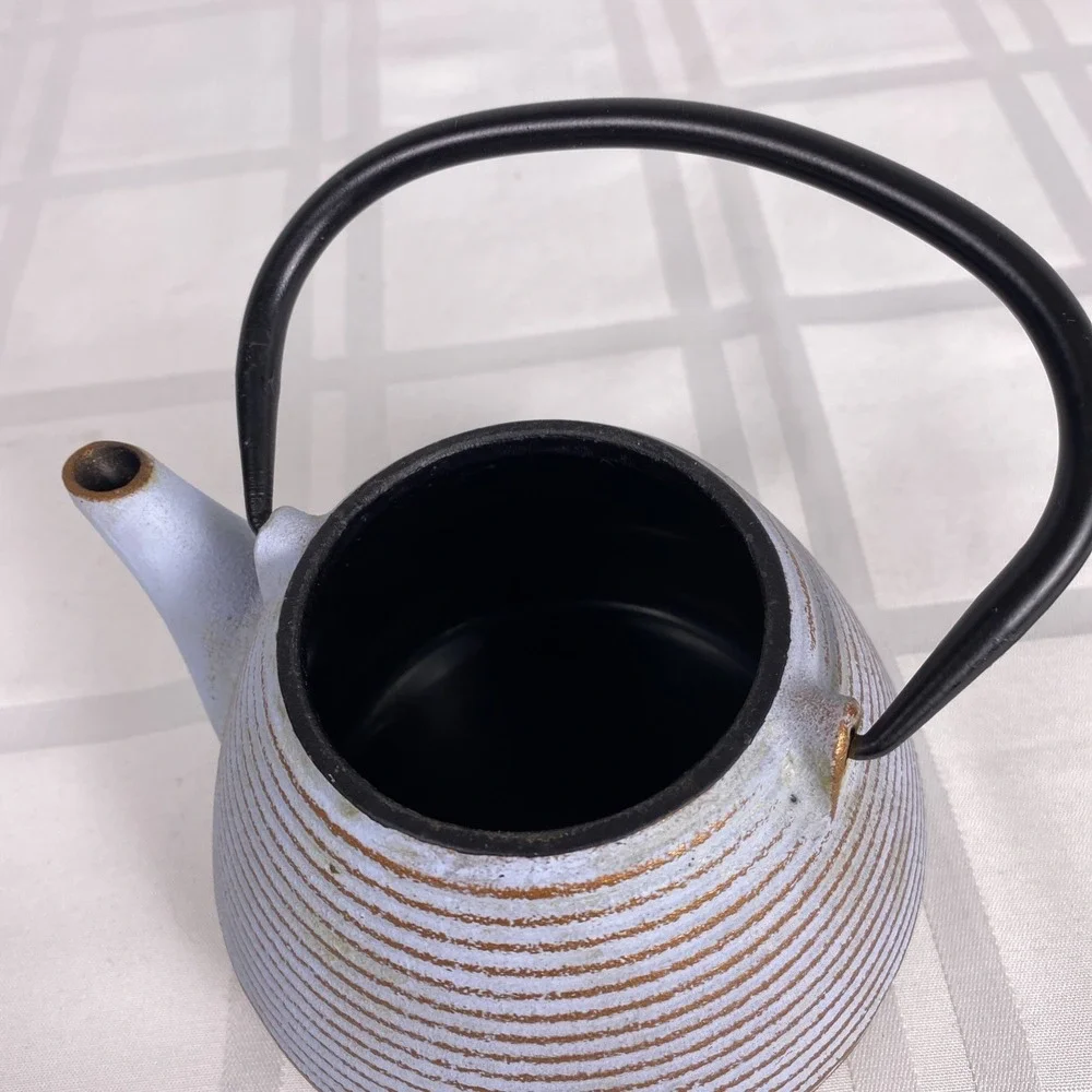 Cast Iron Tea Kettle with lid and‎ handle. Small 14-15oz Blue/Grey with stripes.